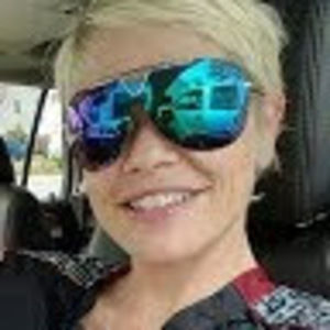 Meet your Posher, Alina